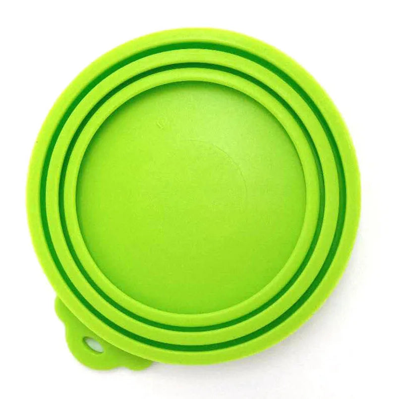 Pet Can Covers With Spoon Universal BPA Free Stretch Lids Fit 3 Standard Size Silicone Pet Food Can Cover for Dog and Cat Food
