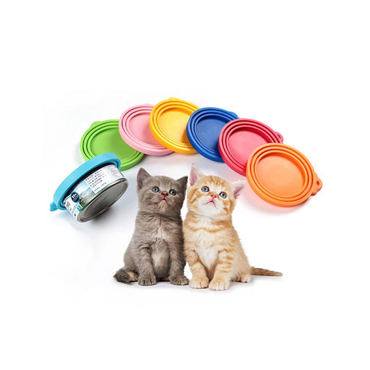 Pet Can Covers With Spoon Universal BPA Free Stretch Lids Fit 3 Standard Size Silicone Pet Food Can Cover for Dog and Cat Food