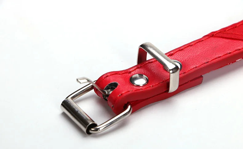 Classic Pet Cat Collar PU Leather Small Dog Scarf Adjustable Puppy Cats Neckerchief trigon Pet Collars Accessories