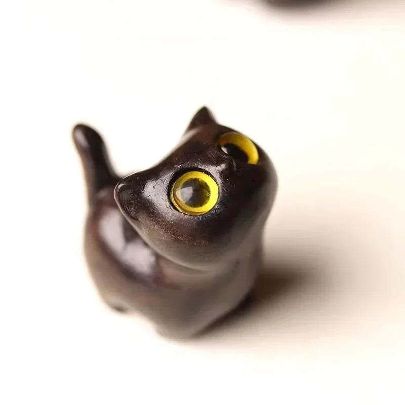 Cute Small Wooden Cats Figurine Handmade Carving Cats Home Decoration Figurine Gift Cats Accessories Decoration Crafts Figurines