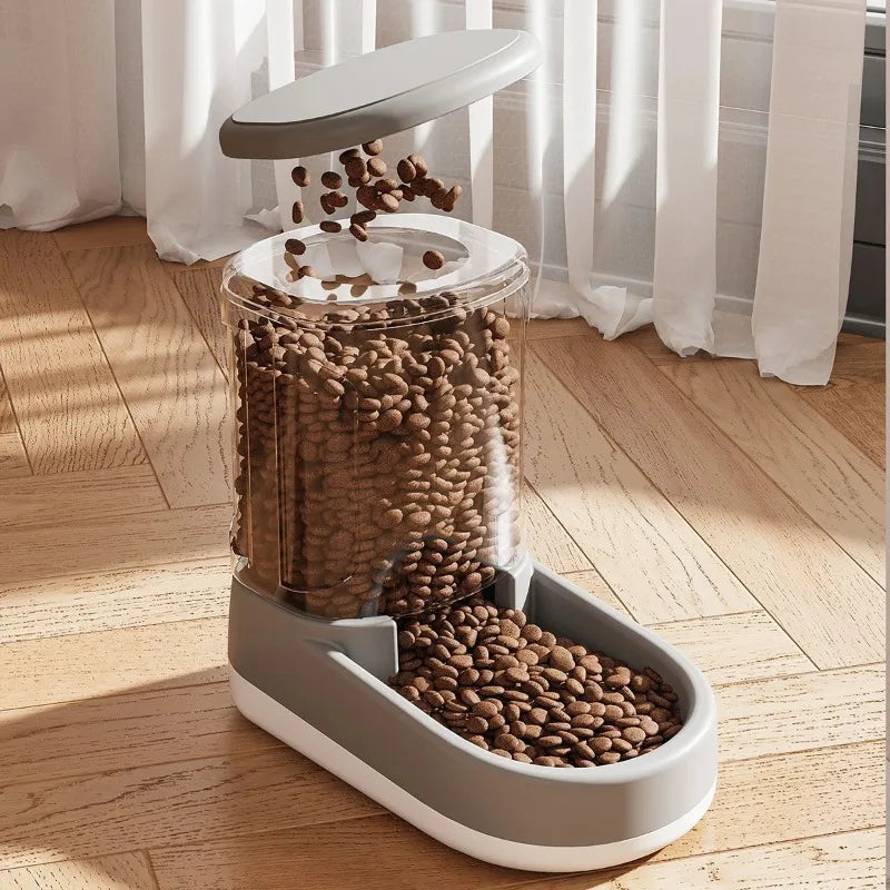 3.8L Large Capacity Pet Feeder Water Modern Design Dispenser Food Grade PP Material Anti Slip Bottom Design for Dog Cat Feeding